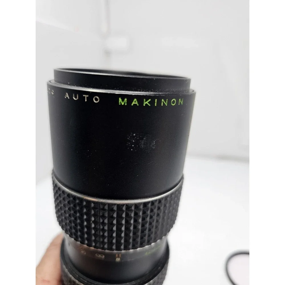 Auto Makinon f=80 -200mm Multi-Coated 1:3.5‎ Lens With Hova 62mm Skylight Filter